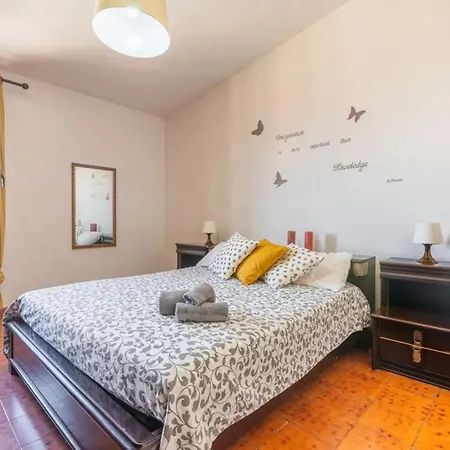 Relaxing 50mt From The Sea